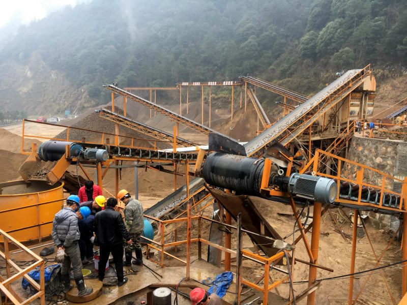 圓錐破碎機預(yù)防措施